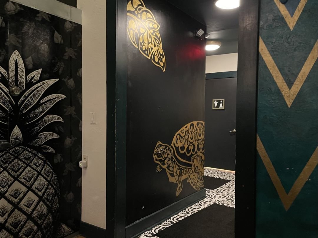 Dine And Dish Pineapple Ink Tavern The Augusta Press