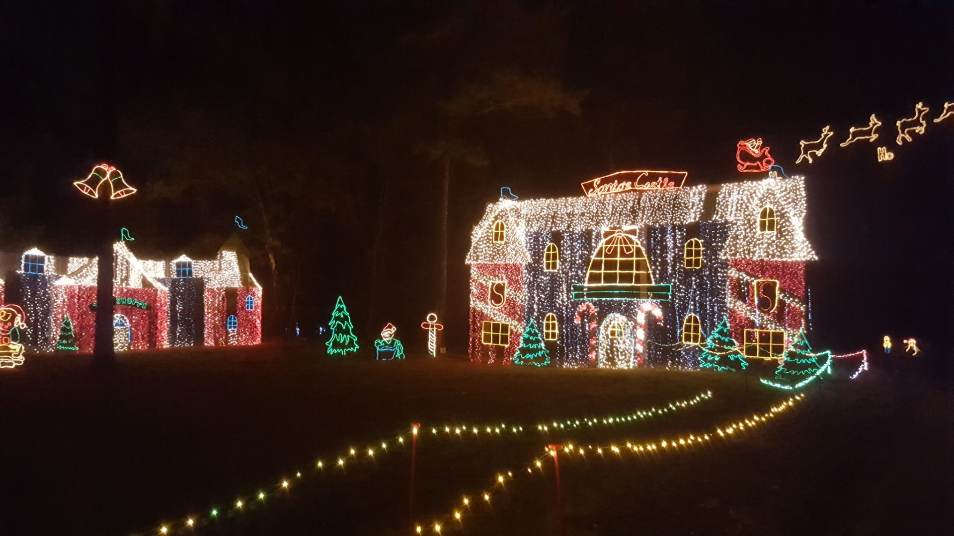 Lights of the South continues local tradition through the rest of the